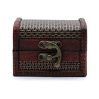 Eleanoras Mesh Embossed Medium Colonial Box Boxes & Chests