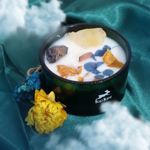 The Sun Hop Hare Crystal Magic Flower Candle