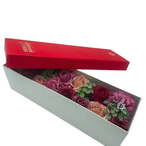 Vintage Roses Soap Flowers Long Box