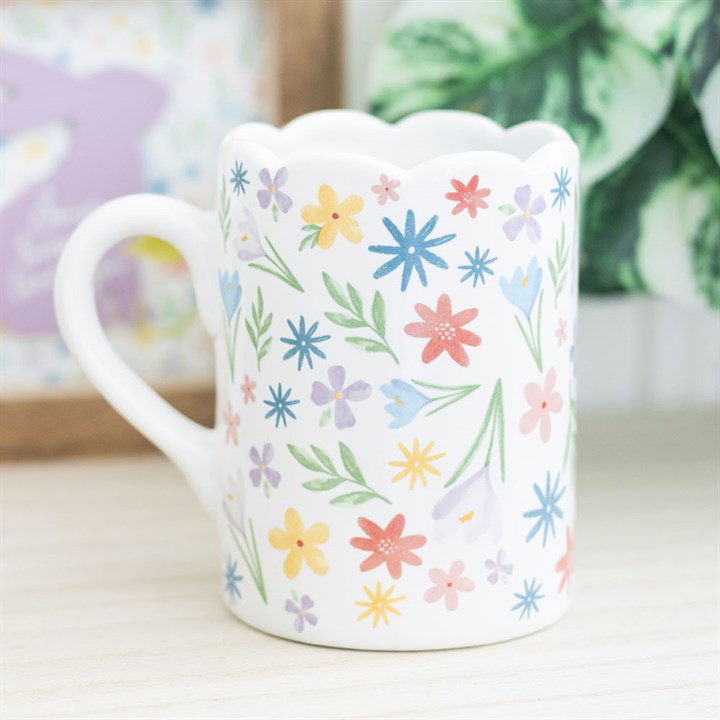 Eleanoras Spring Floral Print Scalloped Mug Mugs