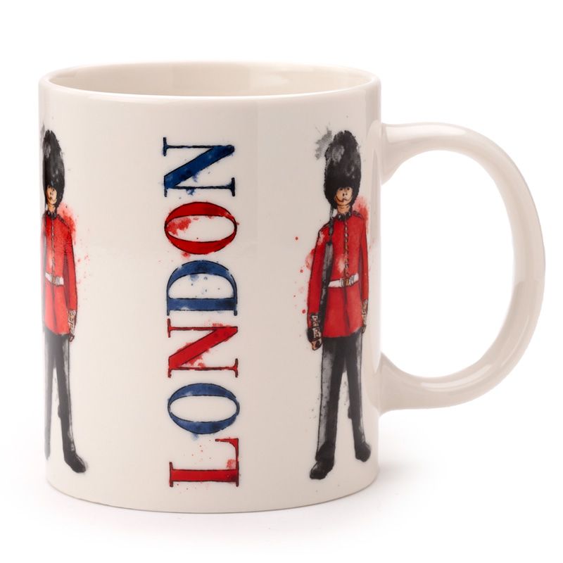 Eleanoras LONDON TOUR GUARDSMAN MUG Mugs