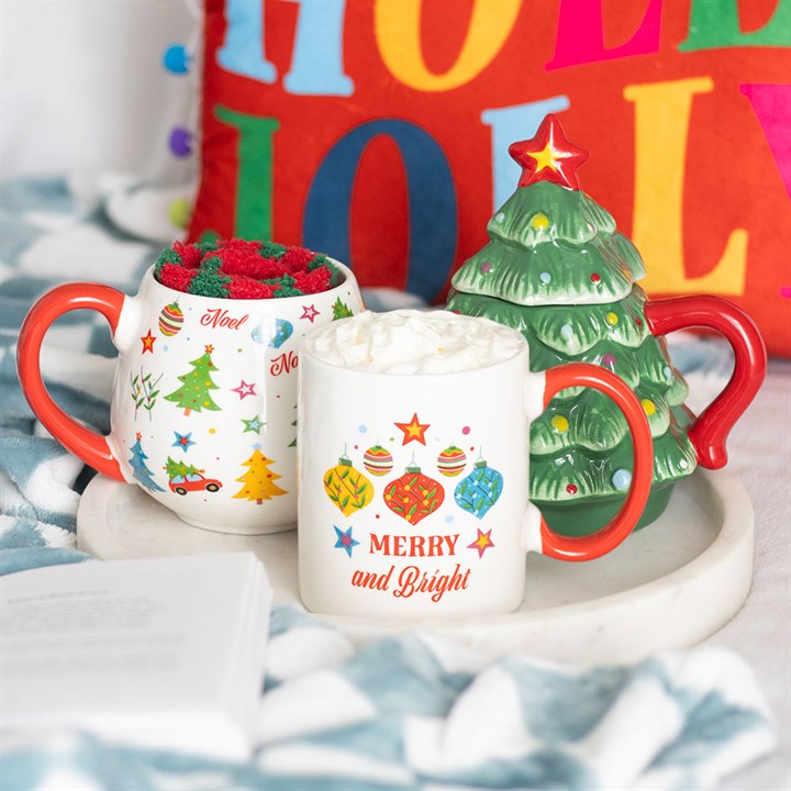 Eleanoras Merry and Bright Bauble Mug Mugs
