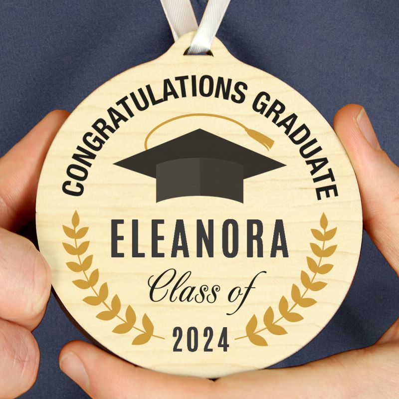 Eleanoras GRADUATION PERSONALISED ROUND WOODEN DECORATION 