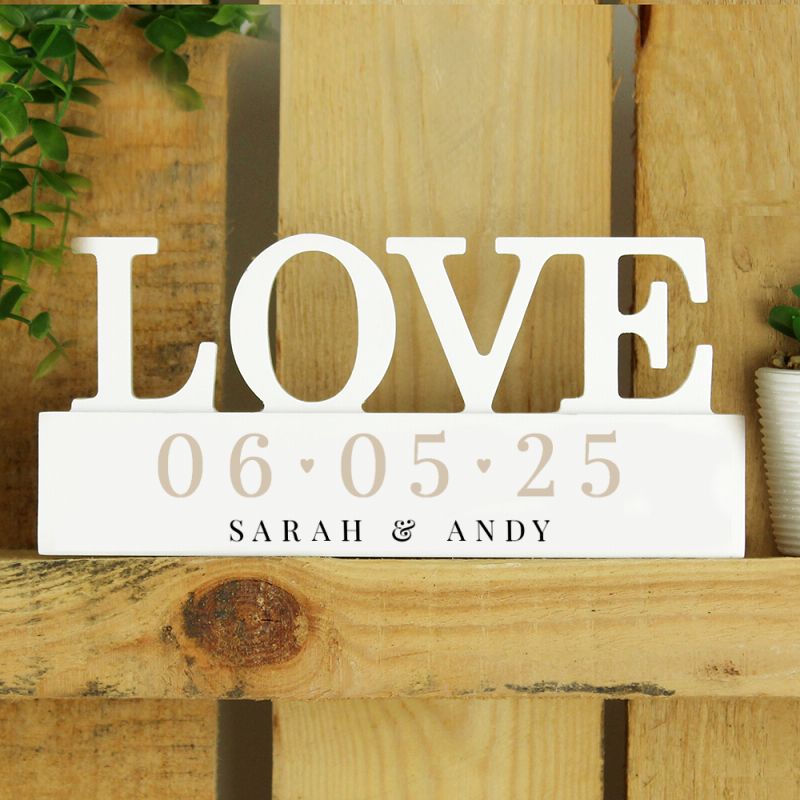 Eleanoras Personalised Big Date Wooden Love Ornament Figurines & Sculptures