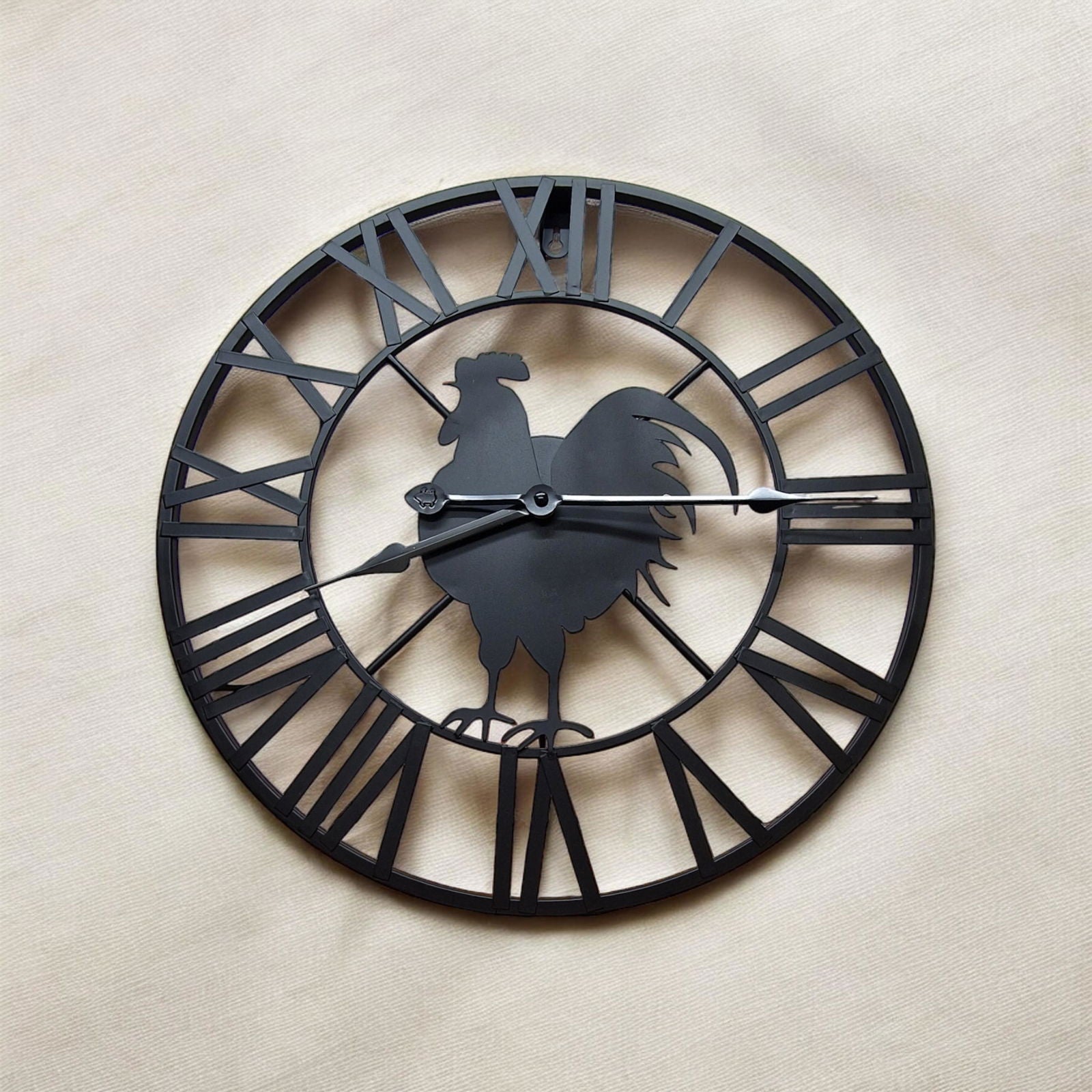 ROMAN CHICKEN CLOCK