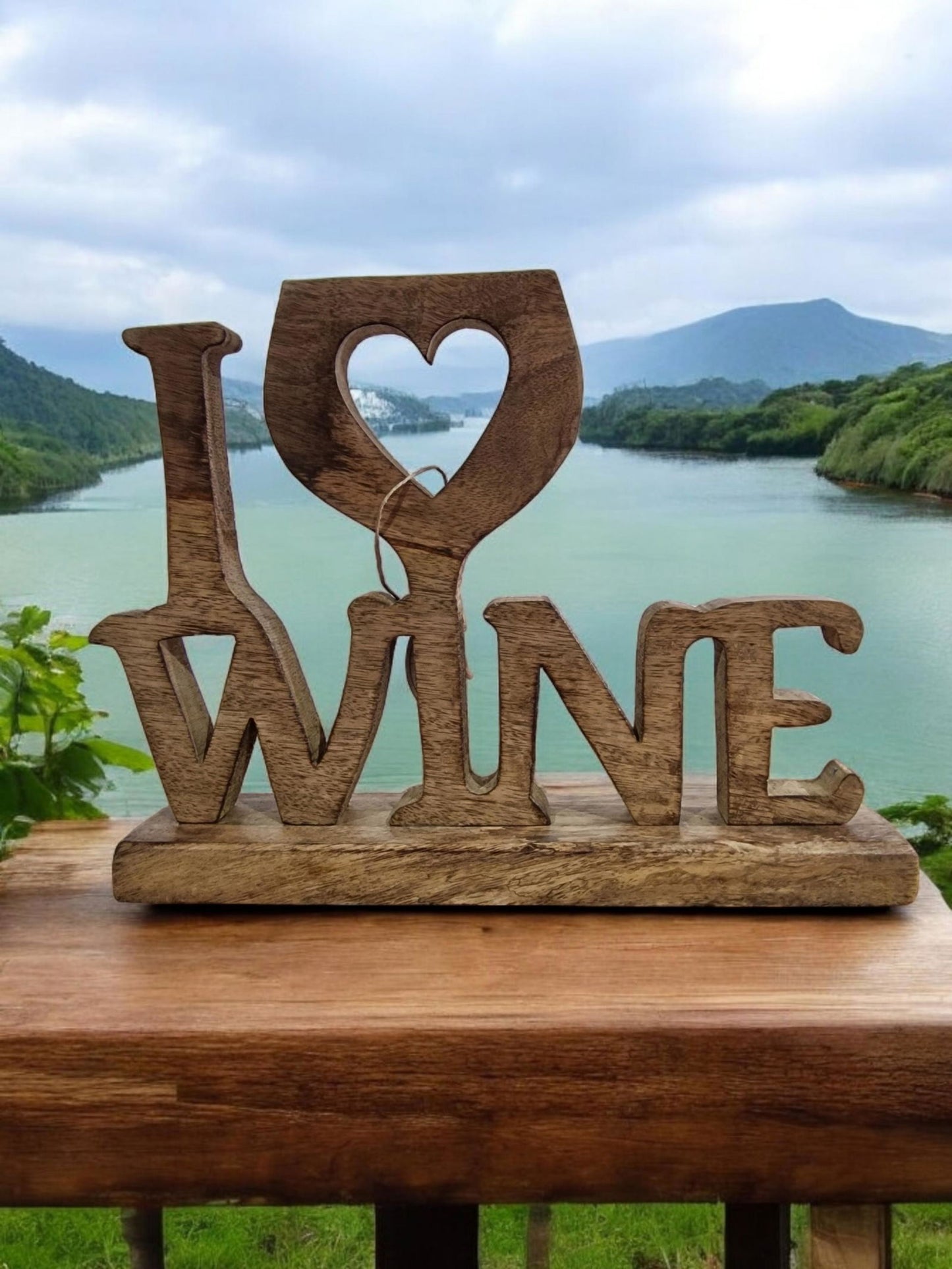 Eleanoras I LOVE WINE WOODEN DECORATION 