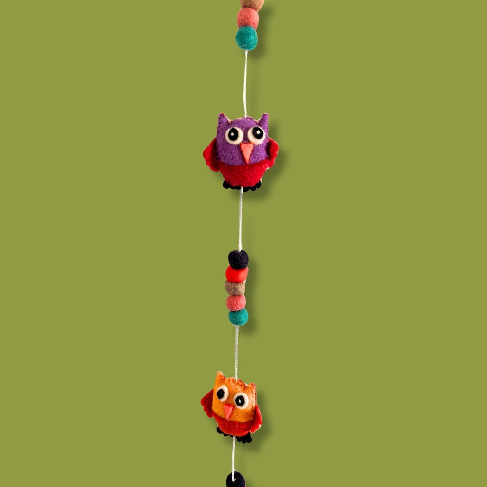 Owl Felt Wall Hanging  (random colours)