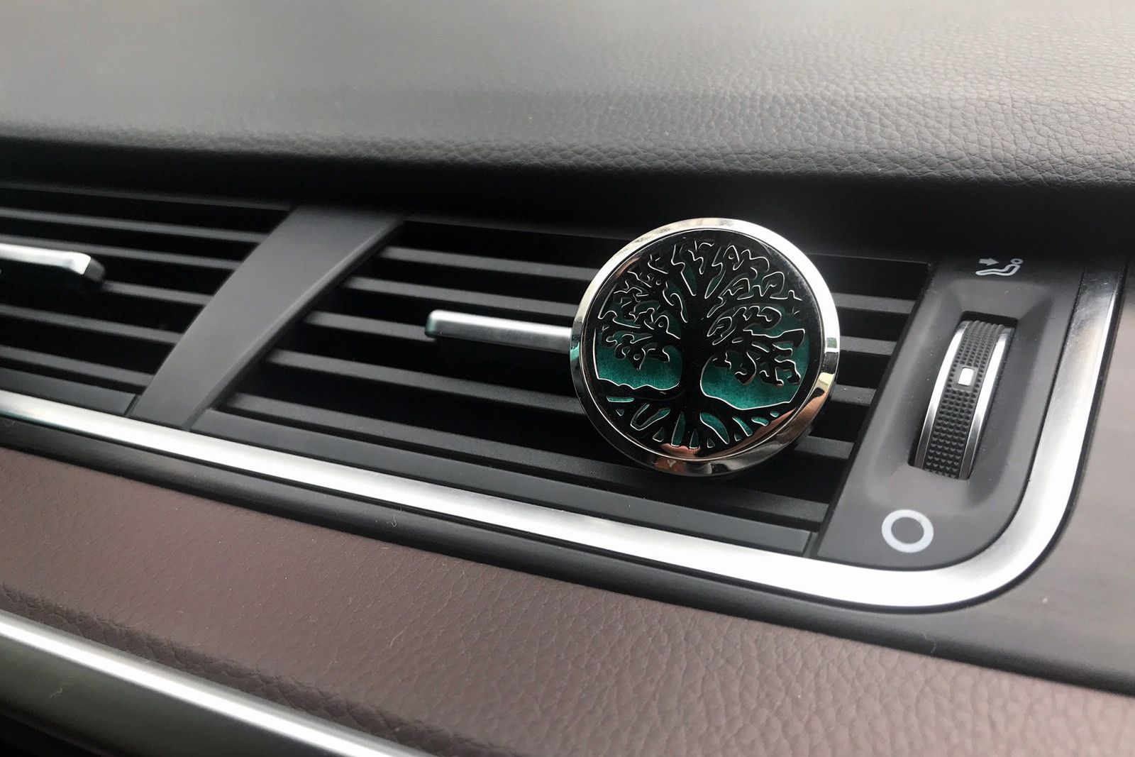 Pewter Yoga Chakra Car Diffuser Kit  30mm