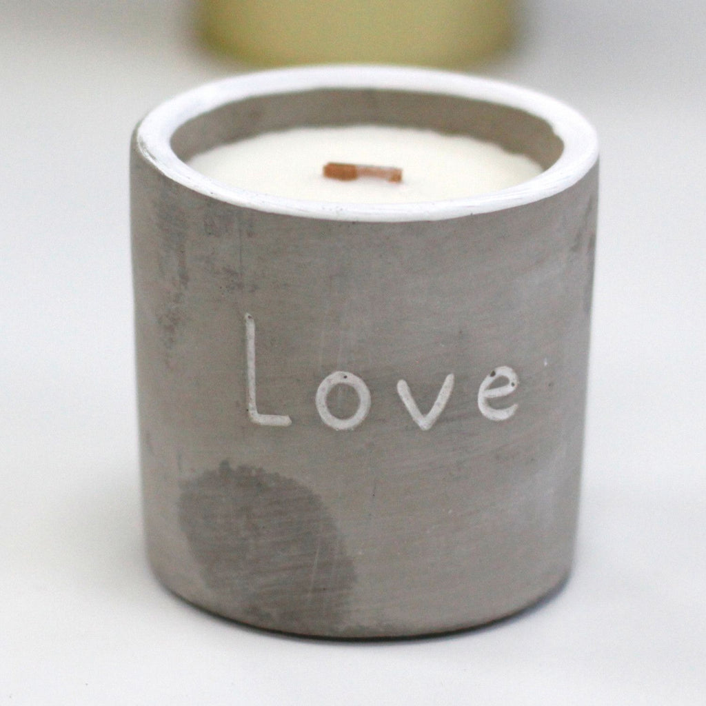 Purple Fig & Casis Love Medium Candle Pot