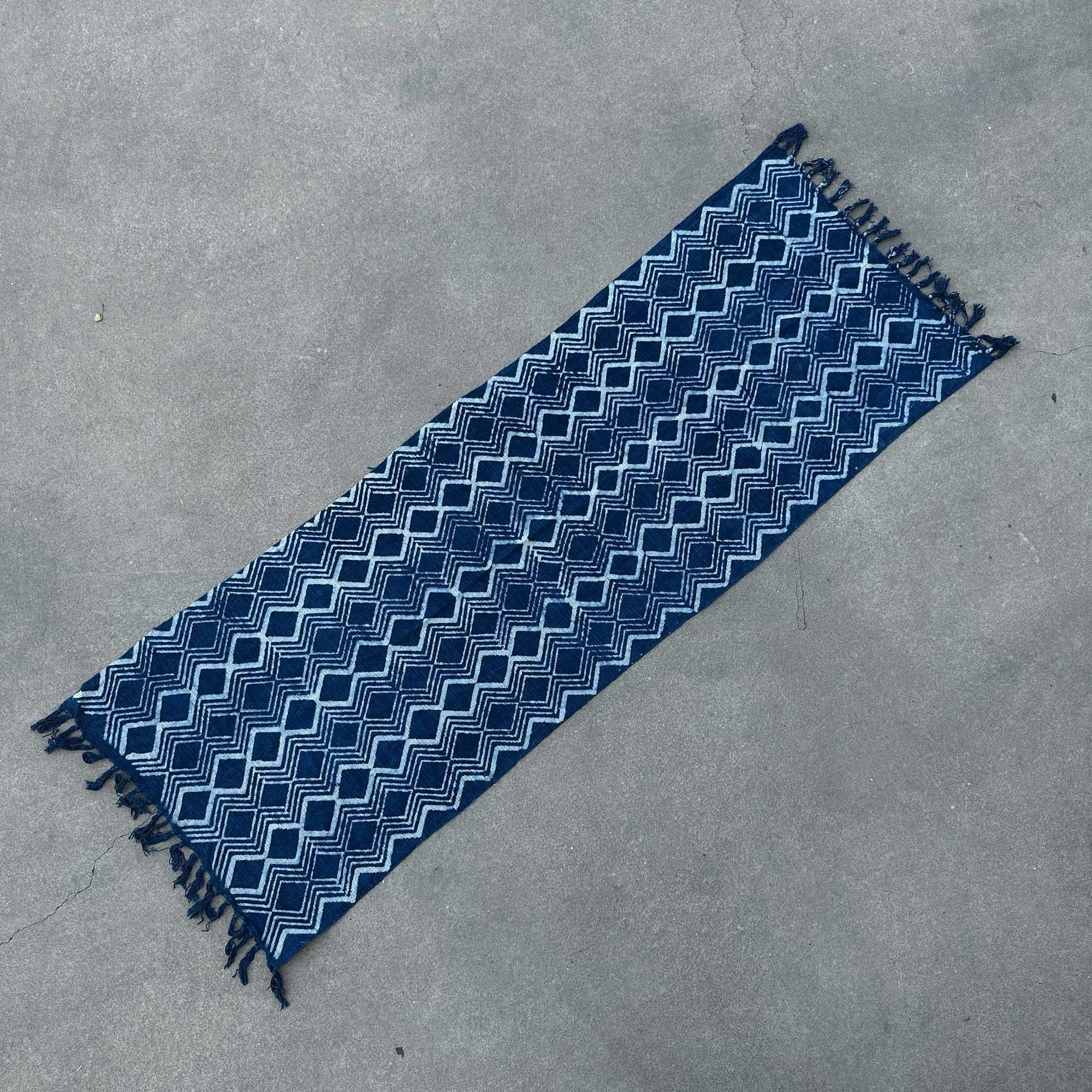 Heerak Pattern Handmade Indigo Runner