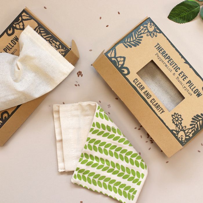 Clear & Clarity Agnes + Cat Eye Pillow