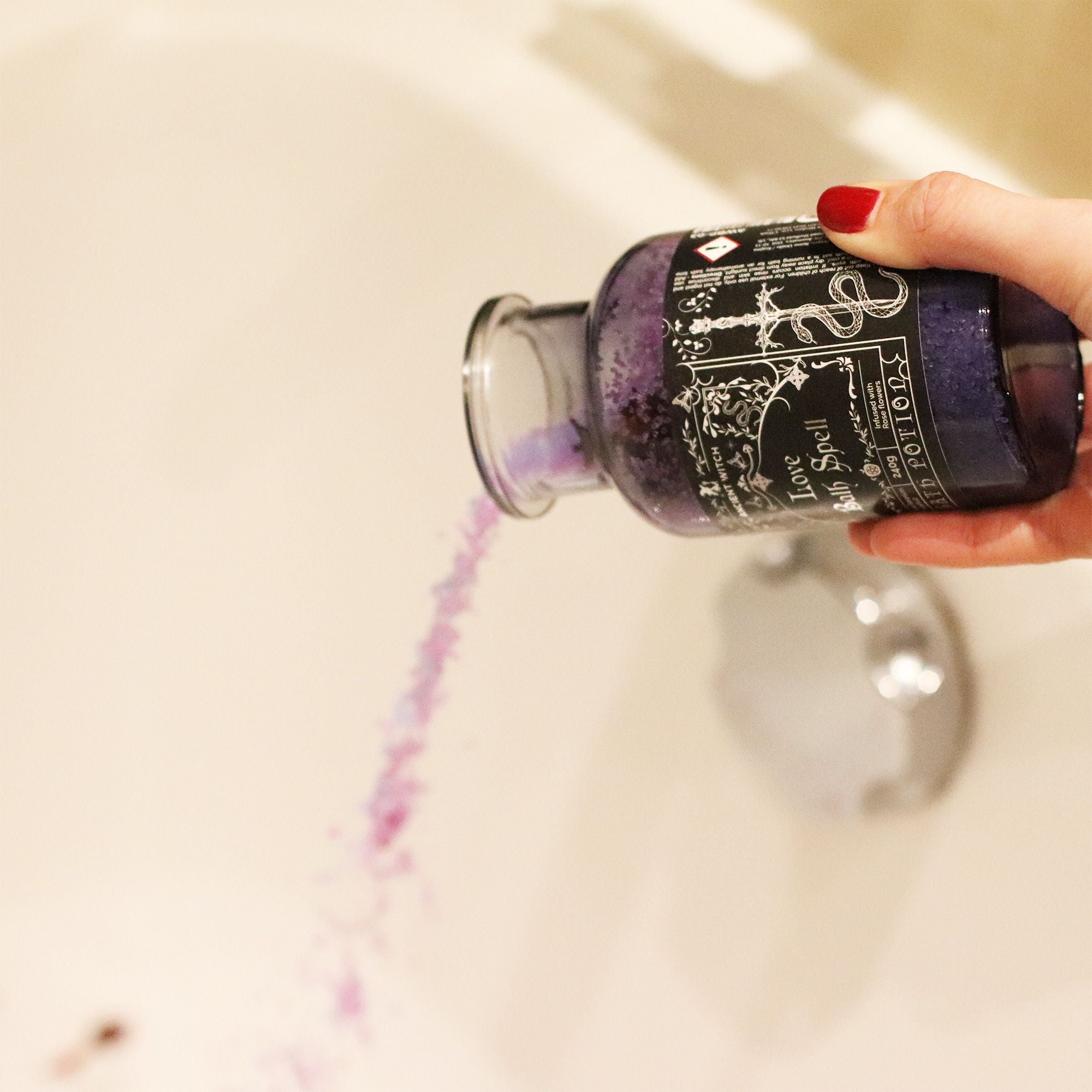 Love Ancient Witch Bath Spell Potion & Rose Quartz Crystal Amulet