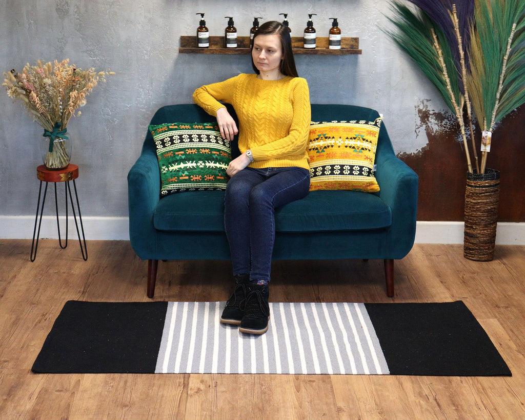 Black / Grey Indian Cotton Rug