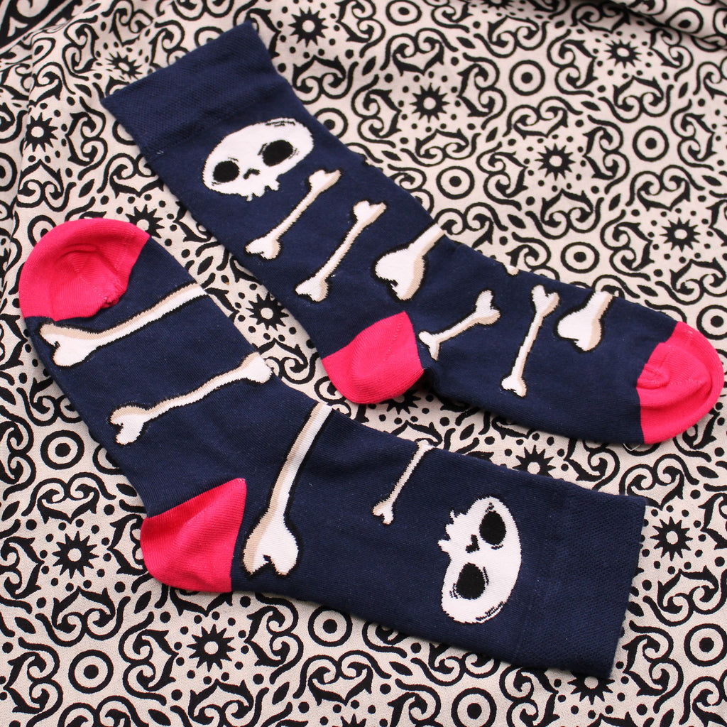 Skulls and Bones Hop Hare Bamboo Socks S/M