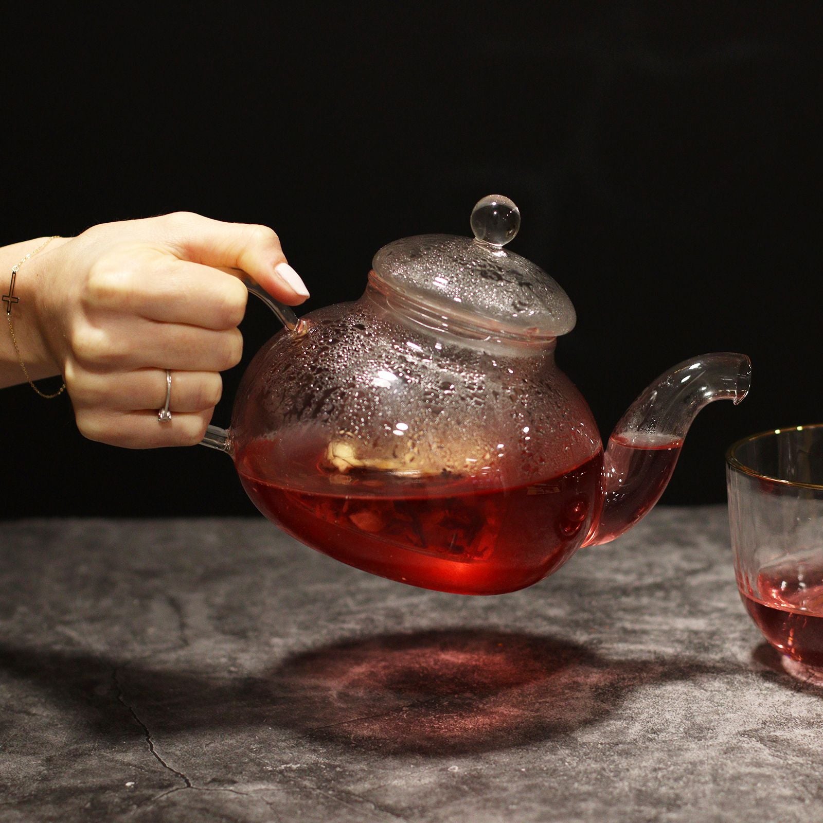 Round Pearl Glass Infuser Teapot  800ml