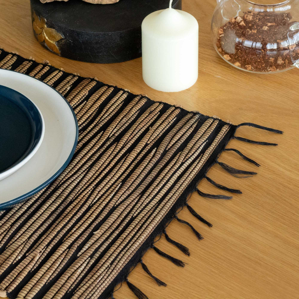 Black Tiger with Fringe Water Hyacinth Natural Placemat