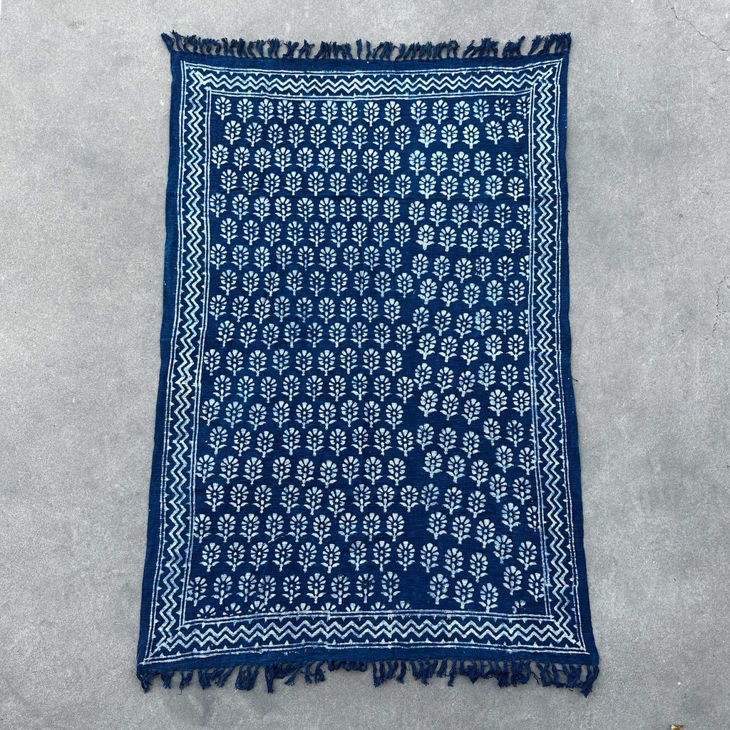 Chhota Flower Handmade Indigo Throw