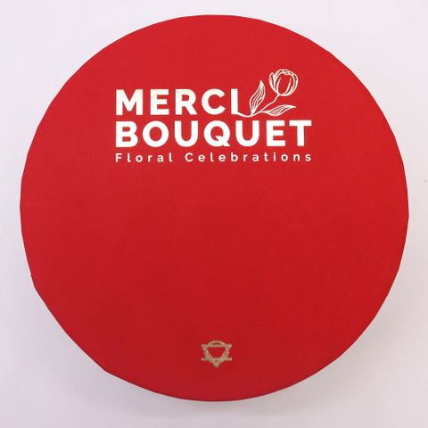 Classic Red Roses Round Box