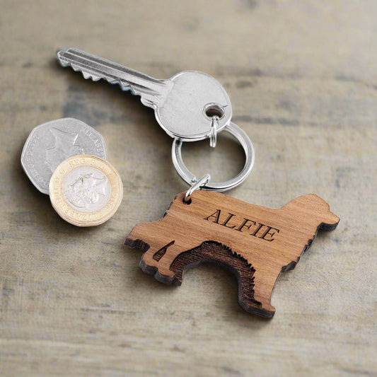 GOLDEN RETRIEVER PERSONALISED WOODEN KEYRING KEYRINGS from Eleanoras