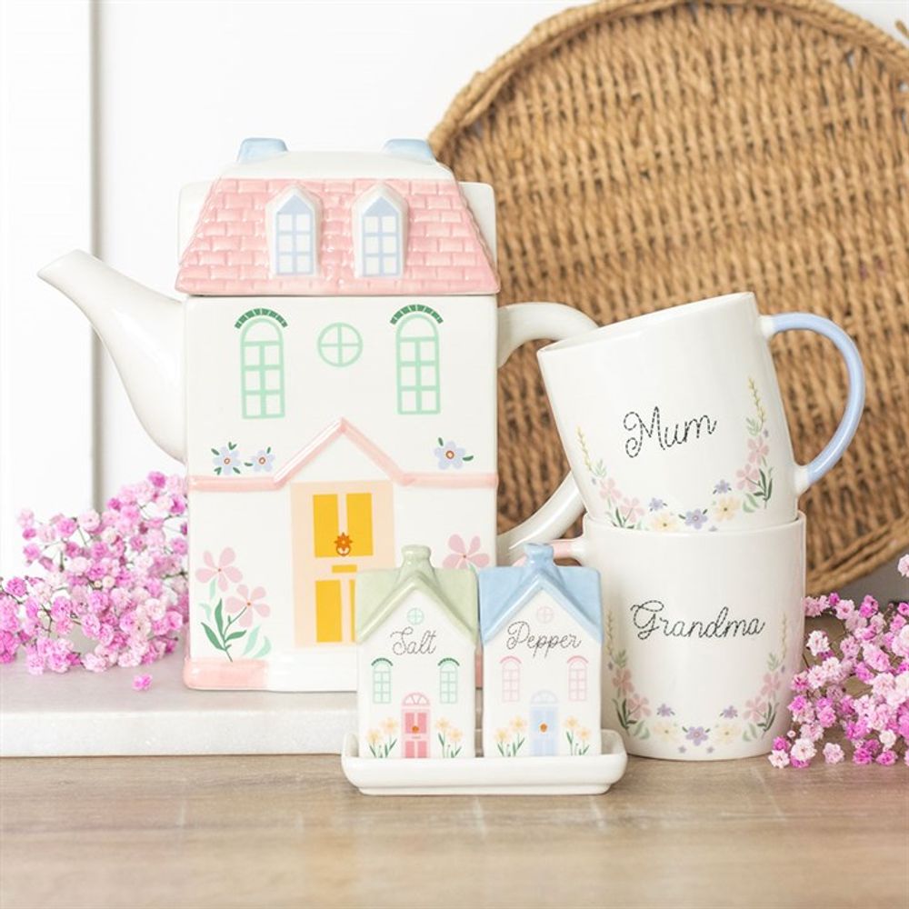 Eleanoras MUM PASTEL FLORAL MUG Mugs