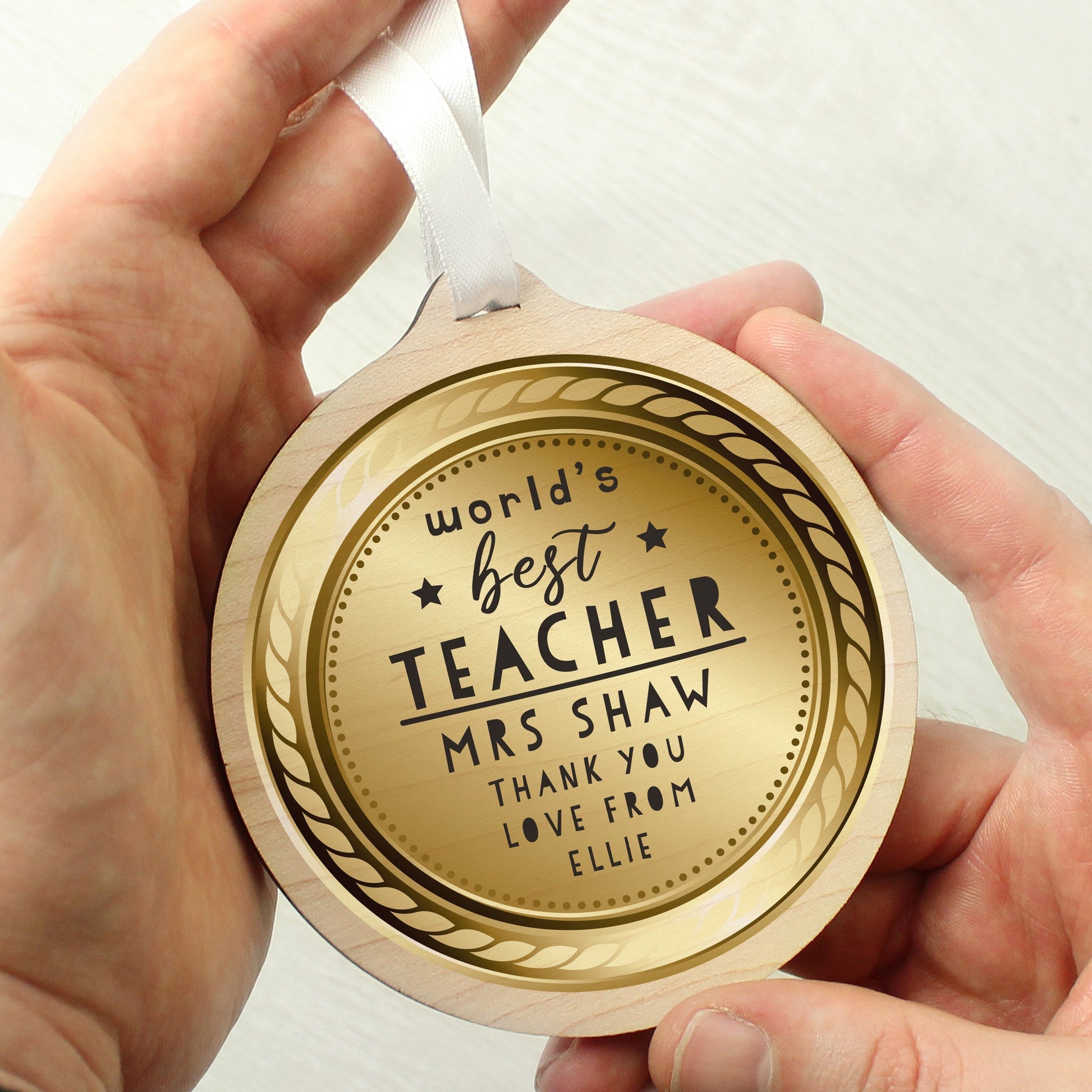 WORLDS BEST TEACHER PERSONALISED MEDAL