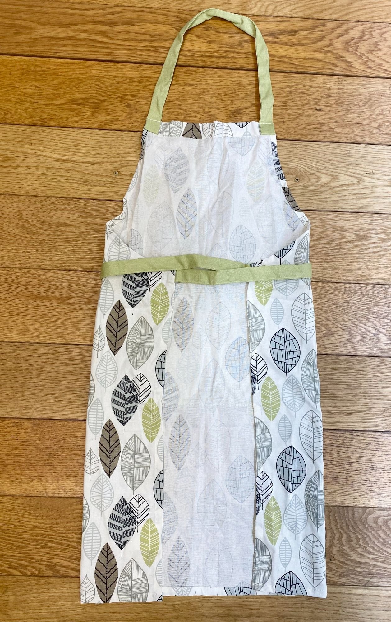 GREEN LEAF PRINT KITCHEN APRON